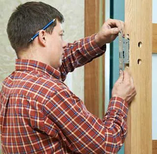 Cleveland Lock And Safe Cleveland, OH 216-654-9368 - 19a-locksmith-key-service