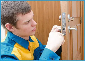 Cleveland Lock And Safe Cleveland, OH 216-654-9368 - 5-lock-opening